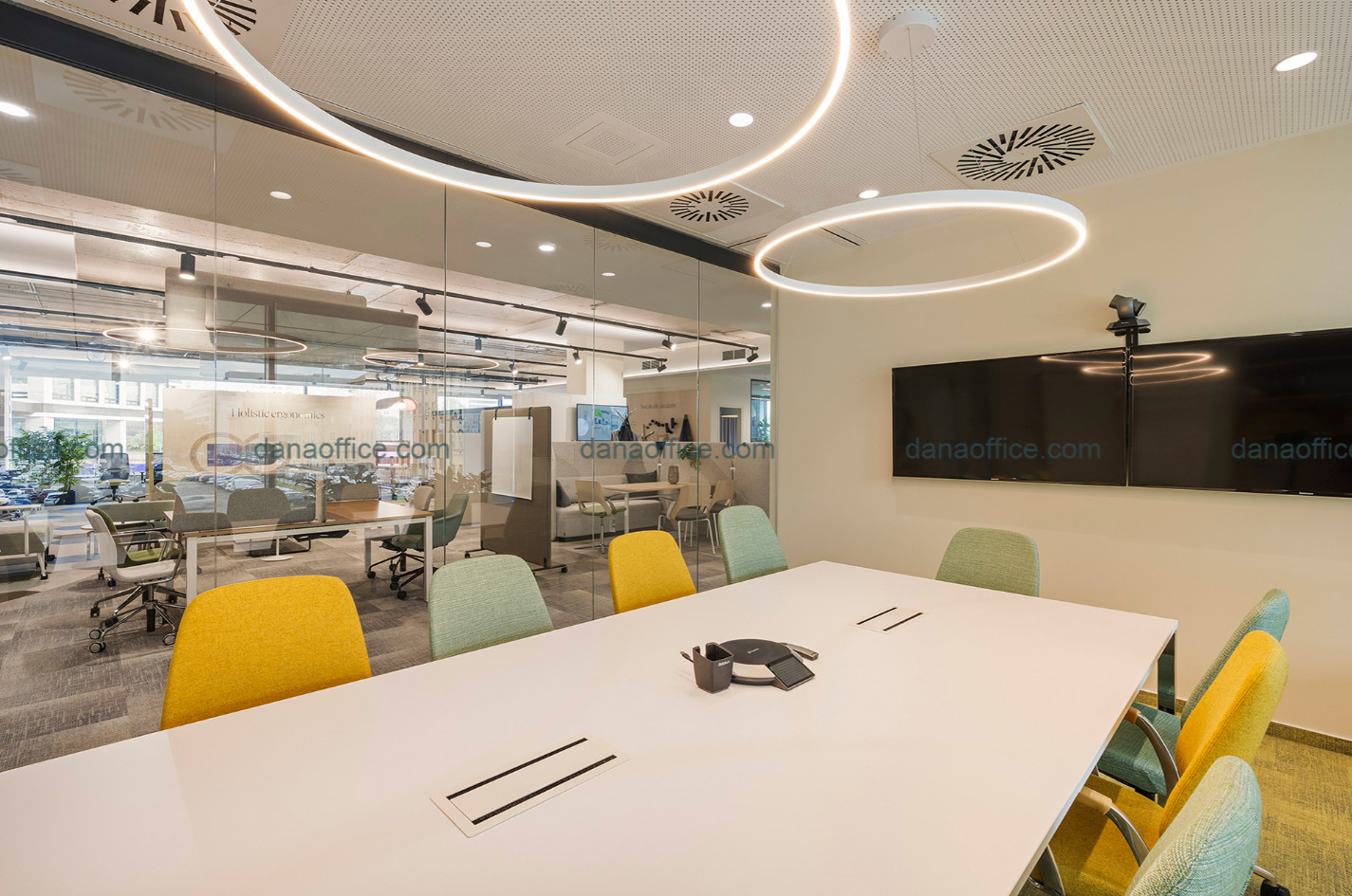 Thiết kế bàn làm việc dài cho những buổi họp nhóm