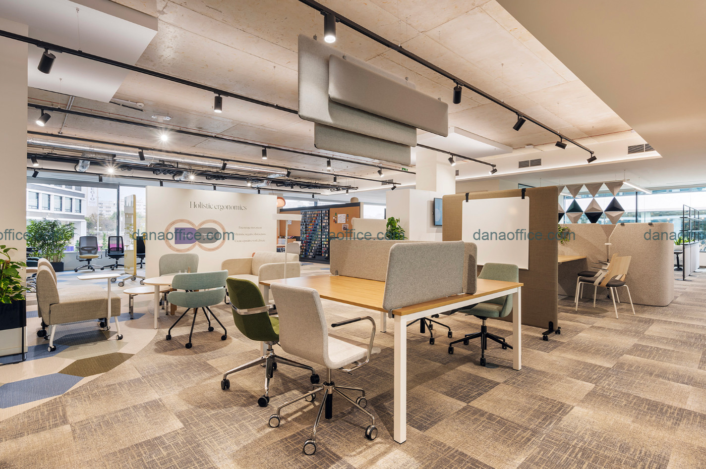 Thiết kế nội thất văn phòng huyện Hòa Vang đẹp tại Đà Nẵng