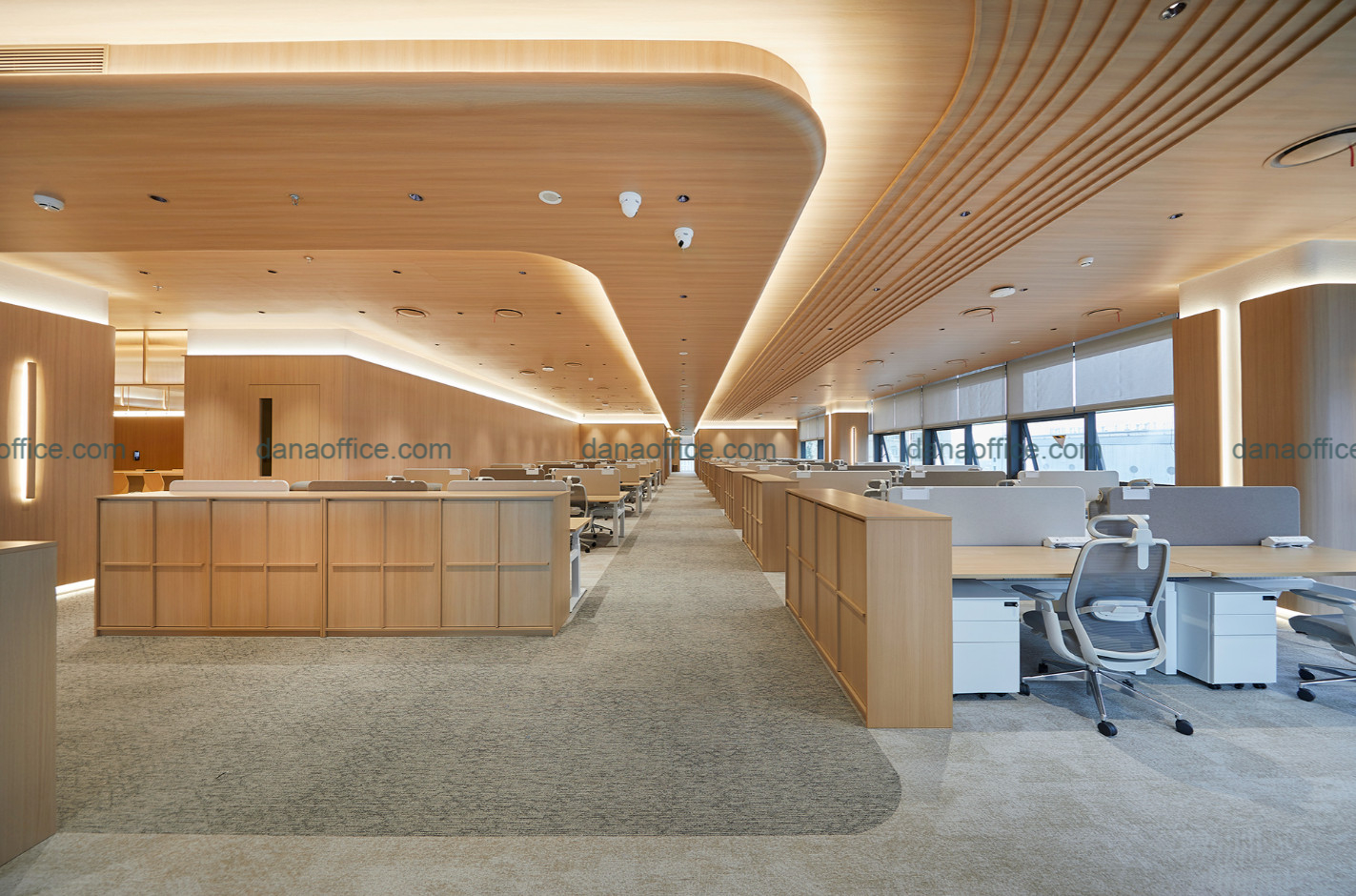 Không gian văn phòng rộng rãi