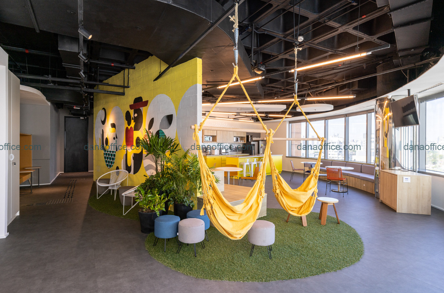 Tạo điểm nhấn sáng tạo cho văn phòng hạng A